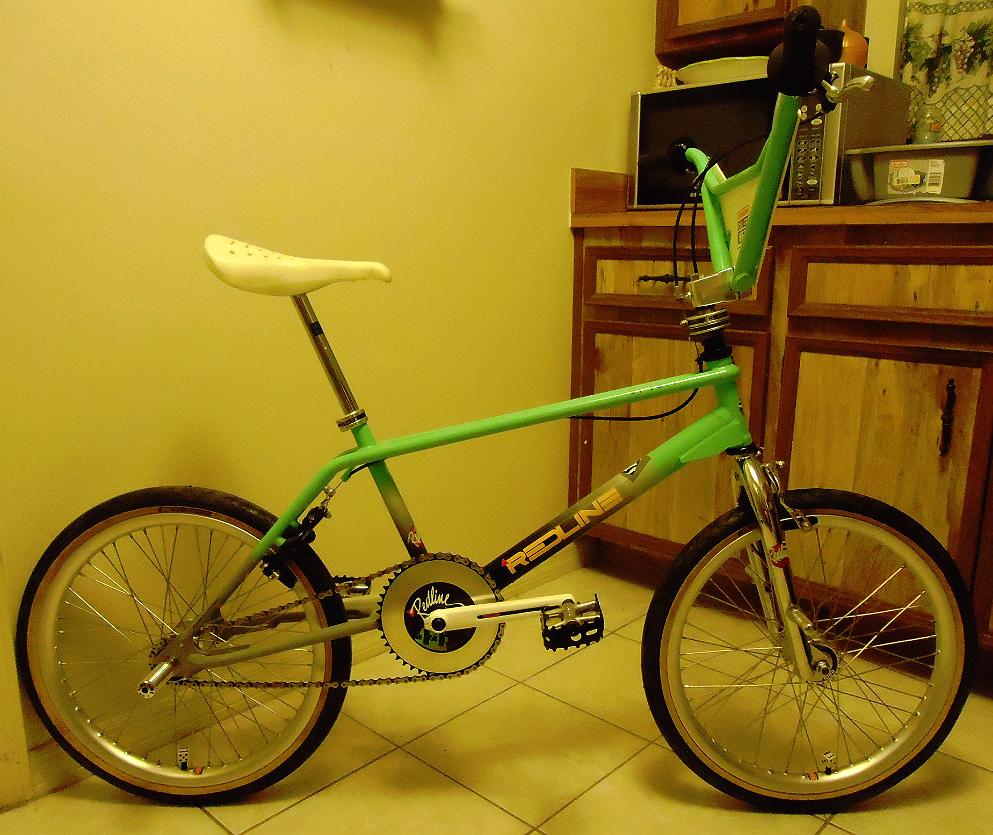 http://www.knt2000sCustoms.com/vintage/kiwii_10.jpg